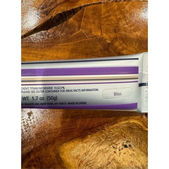 Chantecaille Original Formula Just skin tinted moisturizer Bliss new without box - Picture 3 of 5